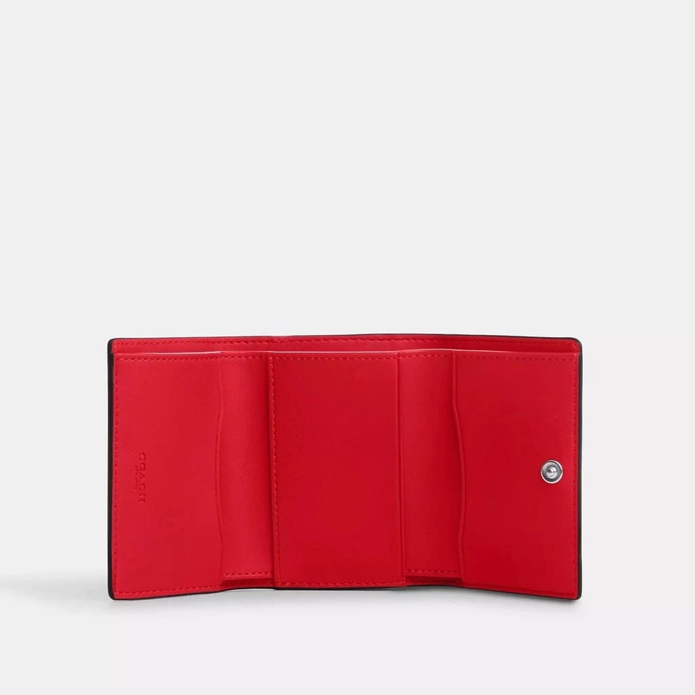Coach
Micro Wallet - Picture 2 of 3